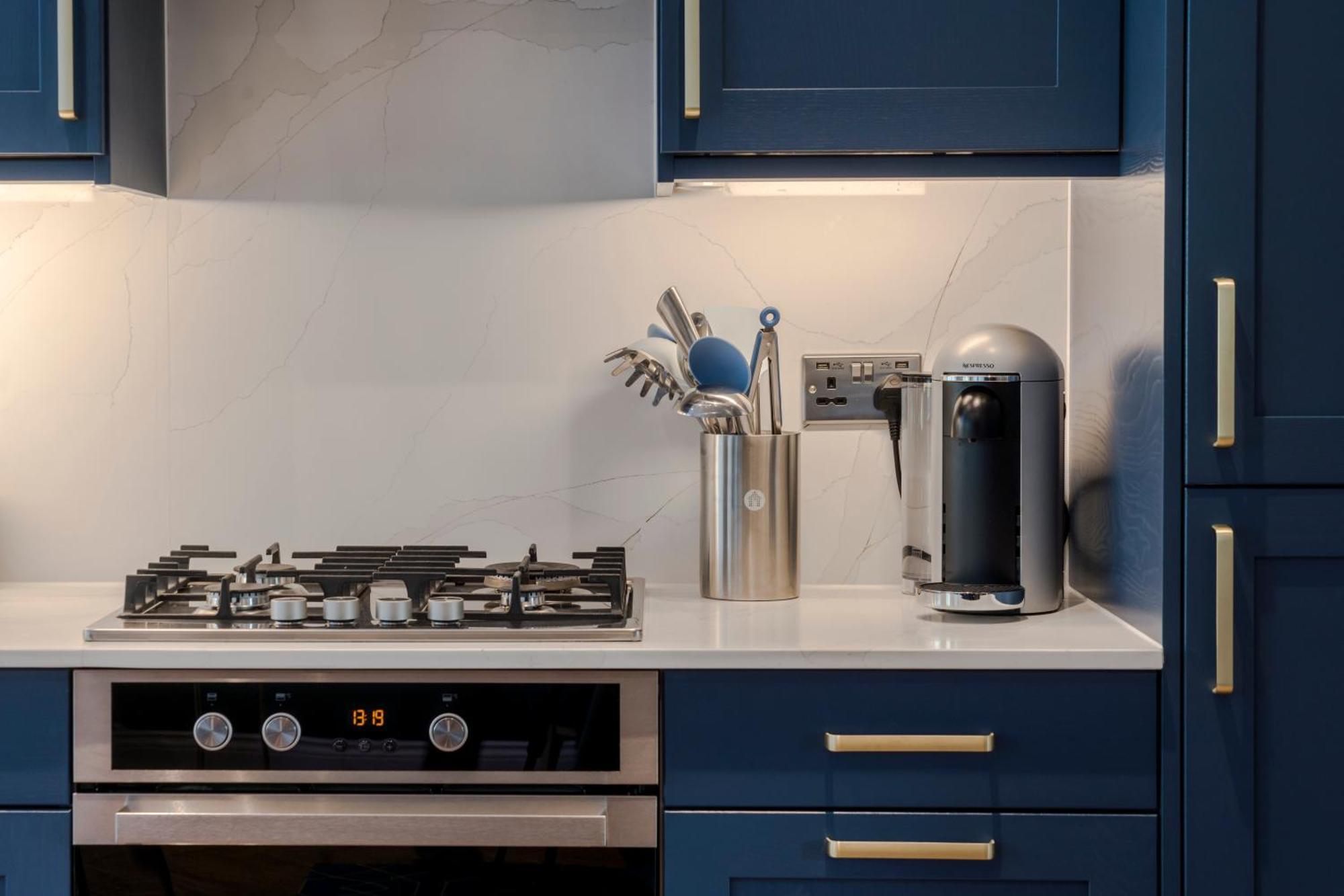 Stunning 3 Bed Duplex Apartment In The Heart Of West Hampstead Londyn Zewnętrze zdjęcie